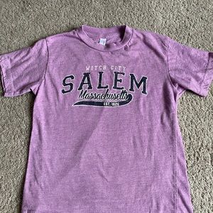 Salem, Massachusetts tee!  Perfect for the Halloween season 🎃👻💀!